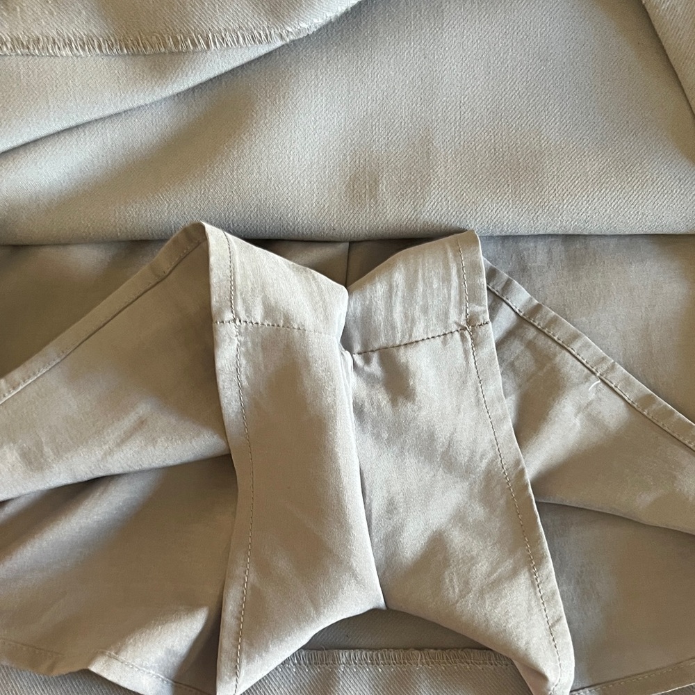 Abercrombie & Fitch Light Gray Skirt - Picture 5 of 8